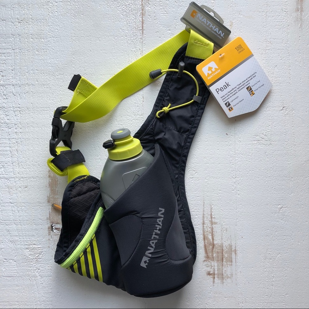 NWT NATHAN Peak Single Bottle Running Belt Water